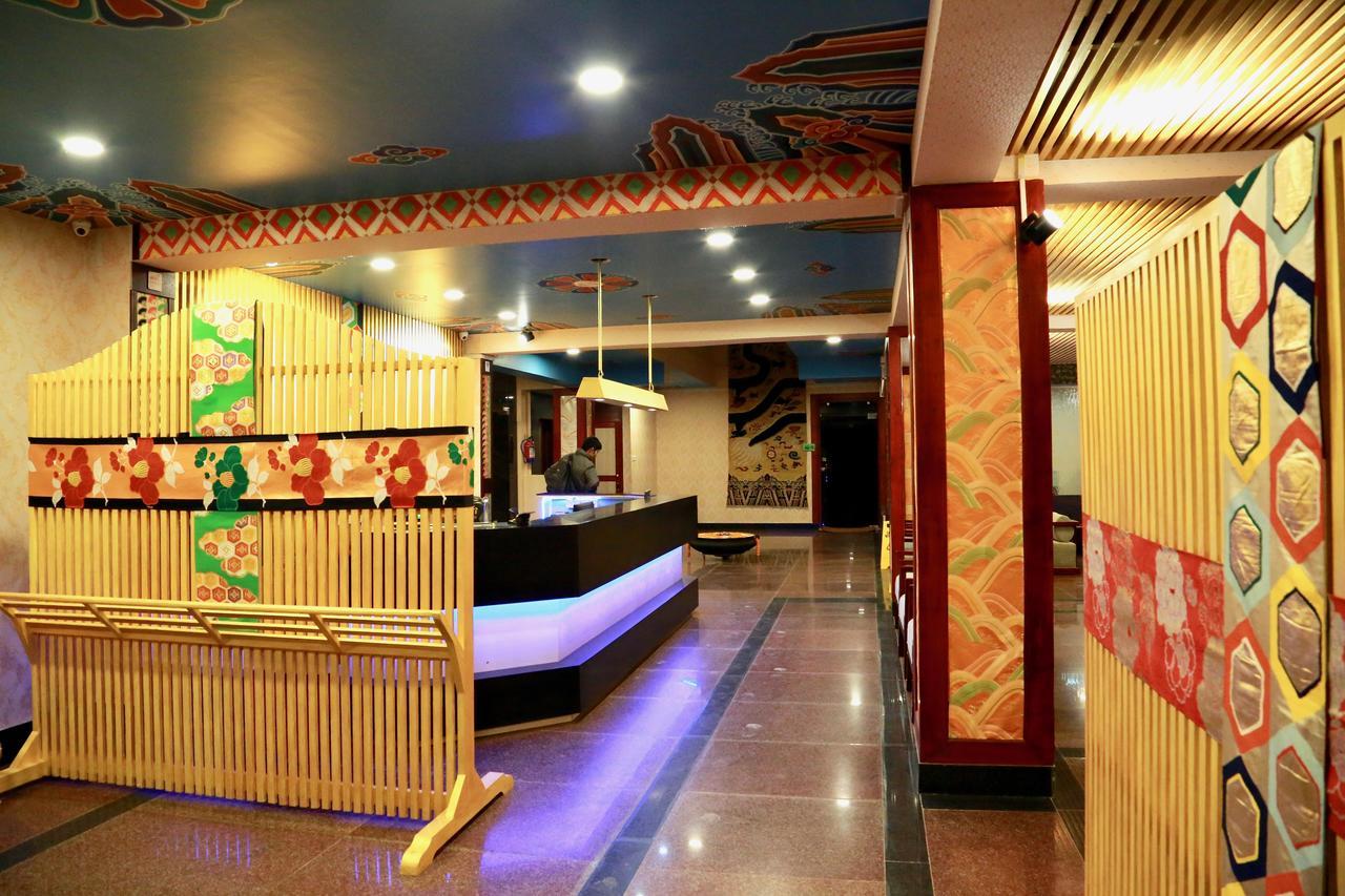 Kamalashi Boutique Inn カトマンズ エクステリア 写真
