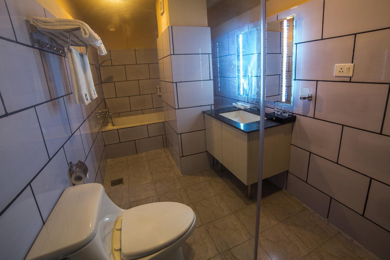 Kamalashi Boutique Inn カトマンズ エクステリア 写真