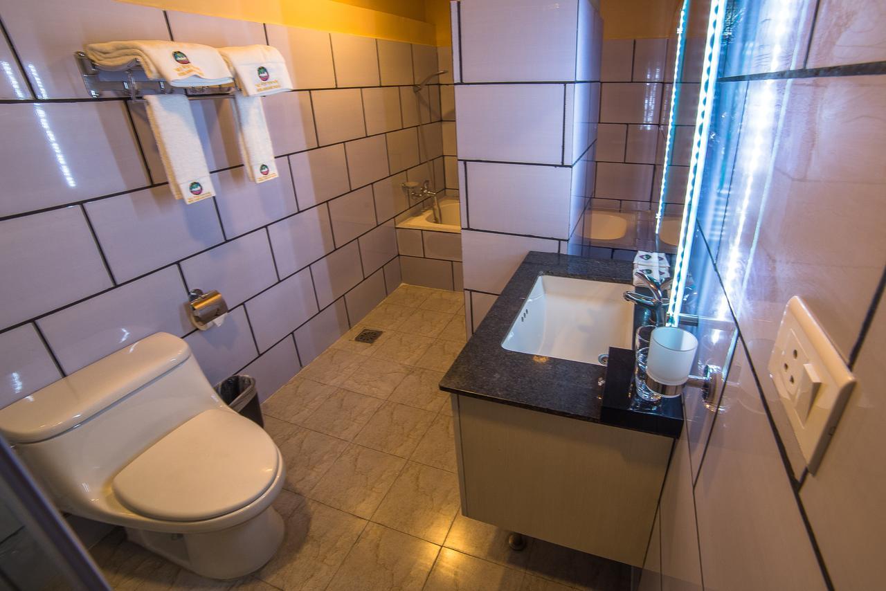 Kamalashi Boutique Inn カトマンズ エクステリア 写真